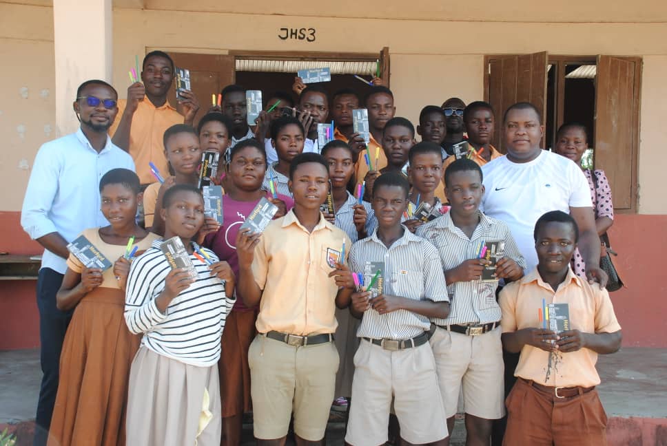 Charitable Fellows Foundation donates to some BECE candidates in the Keta and Anloga MDAs-DETAILS!